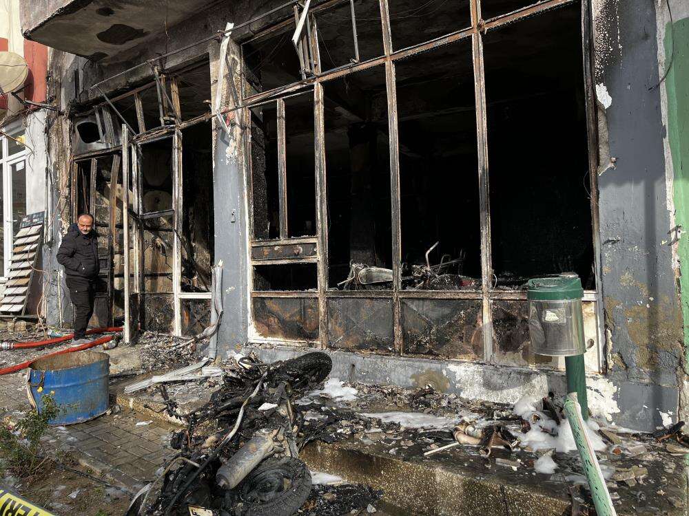 Motosiklet tamirhanesinde patlama yaşandı, ekipler seferber oldu 5